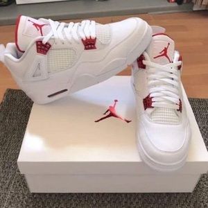 Jordan 4s (All sizes)
